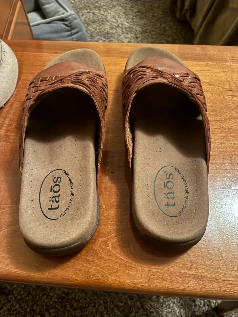 Taos Guru Women's Leather Slide Sandals